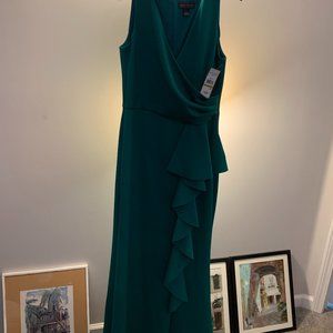 Jessica Howard Size 14 Emerald Green